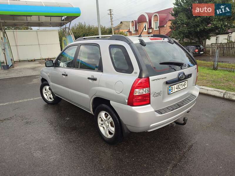 Внедорожник / Кроссовер Kia Sportage 2005 в Лубнах