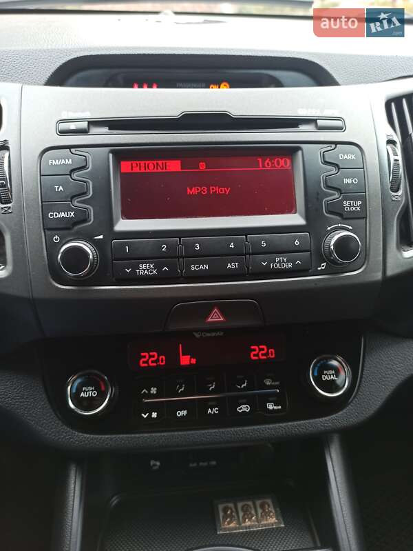 Внедорожник / Кроссовер Kia Sportage 2012 в Херсоне