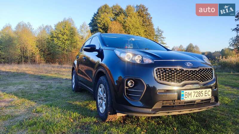 Внедорожник / Кроссовер Kia Sportage 2016 в Шостке