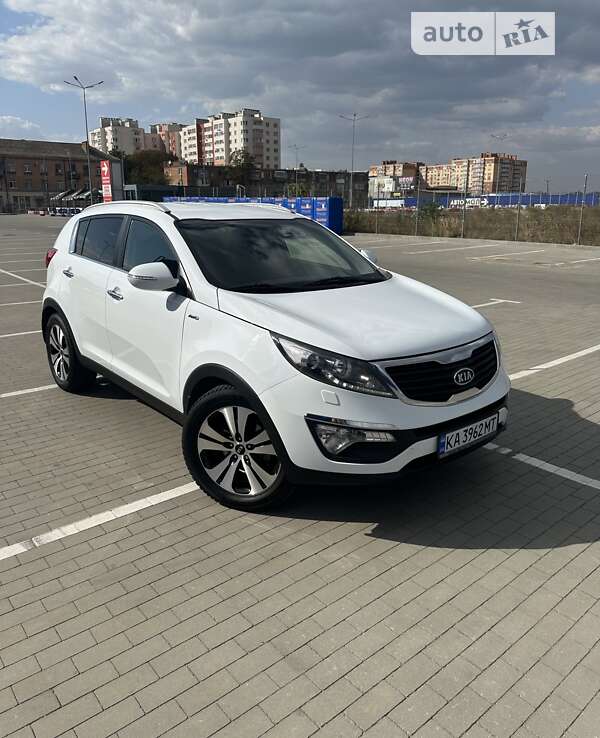 Позашляховик / Кросовер Kia Sportage 2011 в Вінниці