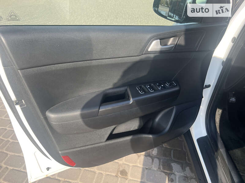 Позашляховик / Кросовер Kia Sportage 2019 в Ірпені