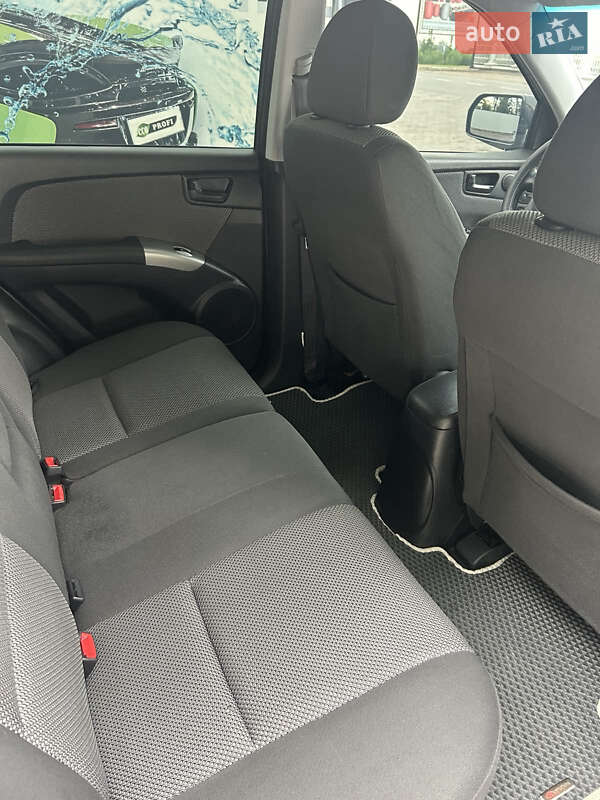 Универсал Kia Sportage 2009 в Снятине