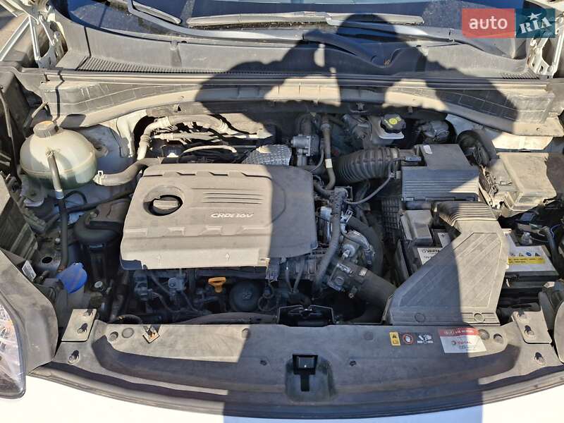 Позашляховик / Кросовер Kia Sportage 2017 в Києві