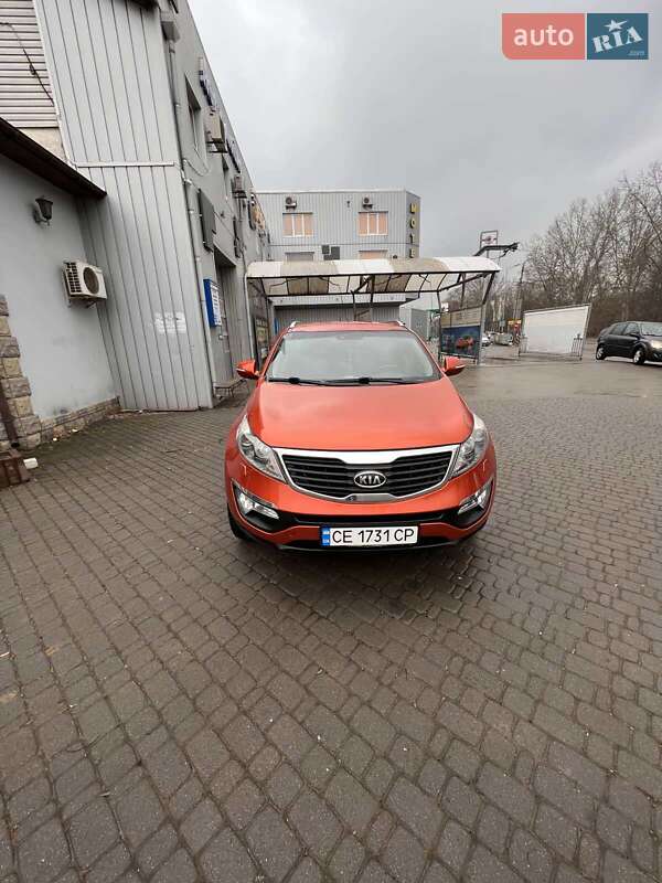 Позашляховик / Кросовер Kia Sportage 2012 в Чернівцях