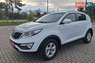 Позашляховик / Кросовер Kia Sportage 2013 в Коломиї