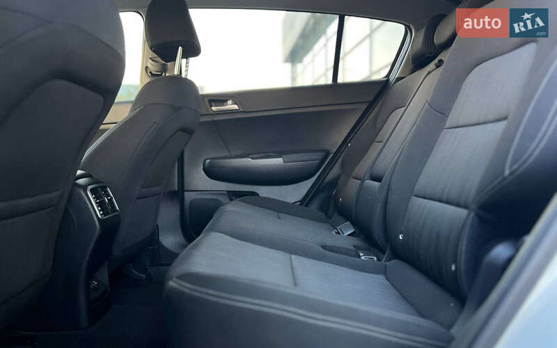 Внедорожник / Кроссовер Kia Sportage 2018 в Ивано-Франковске