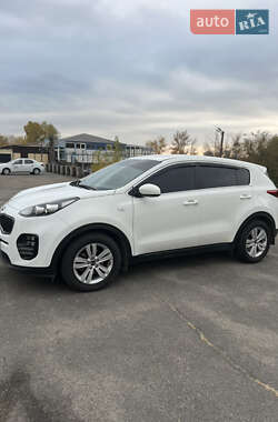 Позашляховик / Кросовер Kia Sportage 2016 в Дніпрі