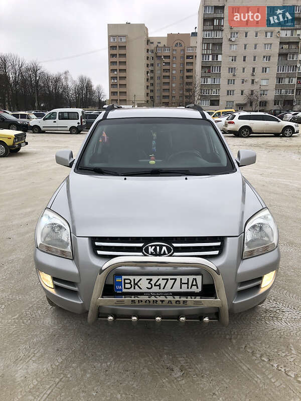 Позашляховик / Кросовер Kia Sportage 2007 в Ладижині