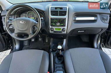 Внедорожник / Кроссовер Kia Sportage 2009 в Житомире