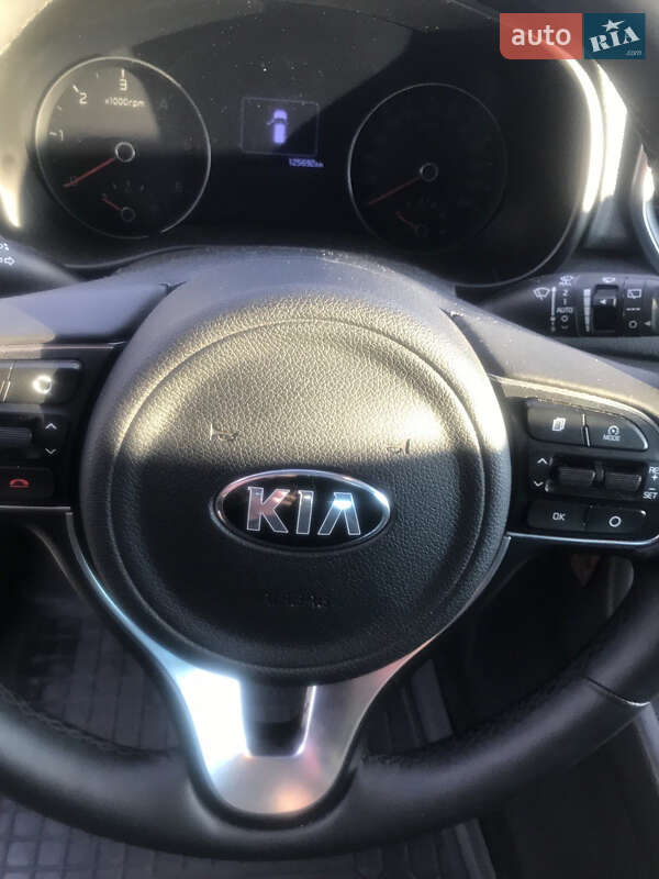 Внедорожник / Кроссовер Kia Sportage 2017 в Кривом Роге фото 10 Внедорожник / Кроссовер Kia Sportage 2017 в Кривом Роге