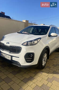 Внедорожник / Кроссовер Kia Sportage 2017 в Ивано-Франковске