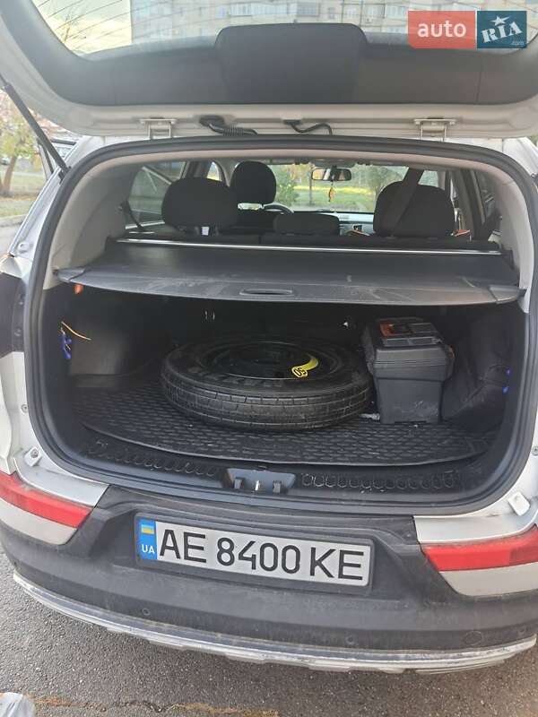 Позашляховик / Кросовер Kia Sportage 2012 в Кривому Розі