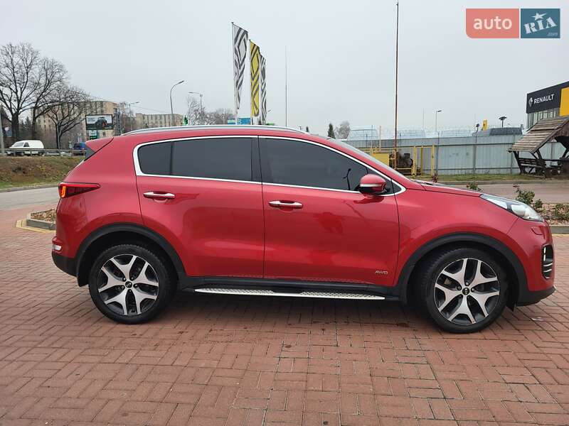 Позашляховик / Кросовер Kia Sportage 2016 в Полтаві