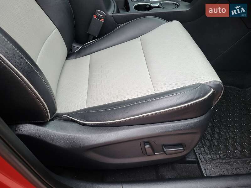 Позашляховик / Кросовер Kia Sportage 2016 в Полтаві