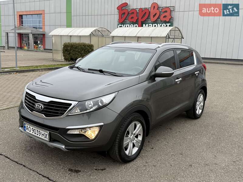 Позашляховик / Кросовер Kia Sportage 2013 в Виноградові