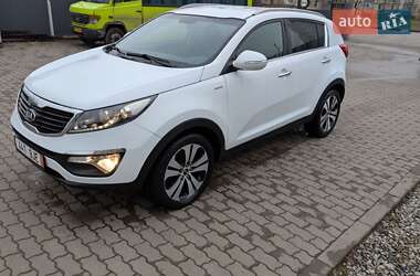 Внедорожник / Кроссовер Kia Sportage 2012 в Калуше