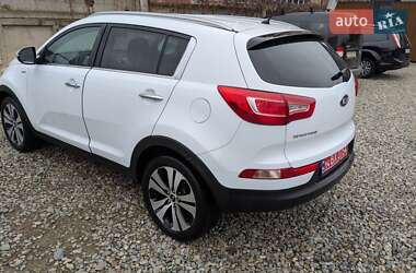 Внедорожник / Кроссовер Kia Sportage 2012 в Калуше