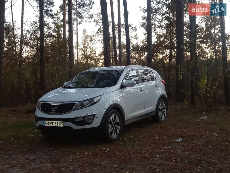 Позашляховик / Кросовер Kia Sportage 2012 в Ємільчиному