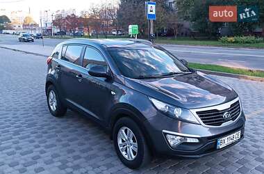 Позашляховик / Кросовер Kia Sportage 2013 в Хмельницькому