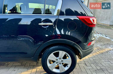 Позашляховик / Кросовер Kia Sportage 2013 в 
