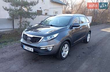 Внедорожник / Кроссовер Kia Sportage 2011 в Городенке