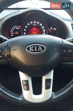 Внедорожник / Кроссовер Kia Sportage 2012 в Тернополе