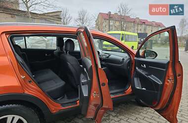 Внедорожник / Кроссовер Kia Sportage 2011 в Калуше