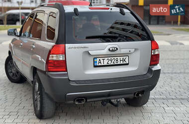 Внедорожник / Кроссовер Kia Sportage 2006 в Ивано-Франковске