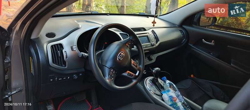 Внедорожник / Кроссовер Kia Sportage 2013 в Борисполе