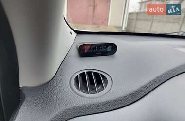 Внедорожник / Кроссовер Kia Sportage 2012 в 