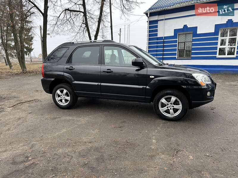 Позашляховик / Кросовер Kia Sportage 2008 в Лебедині