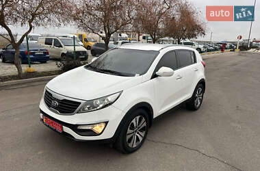 Позашляховик / Кросовер Kia Sportage 2013 в Одесі