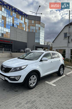 Позашляховик / Кросовер Kia Sportage 2012 в Харкові