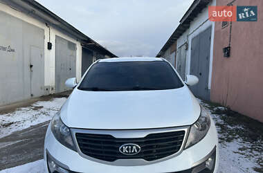 Внедорожник / Кроссовер Kia Sportage 2013 в Каменец-Подольском