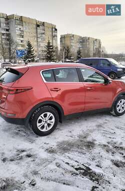 Позашляховик / Кросовер Kia Sportage 2017 в Львові