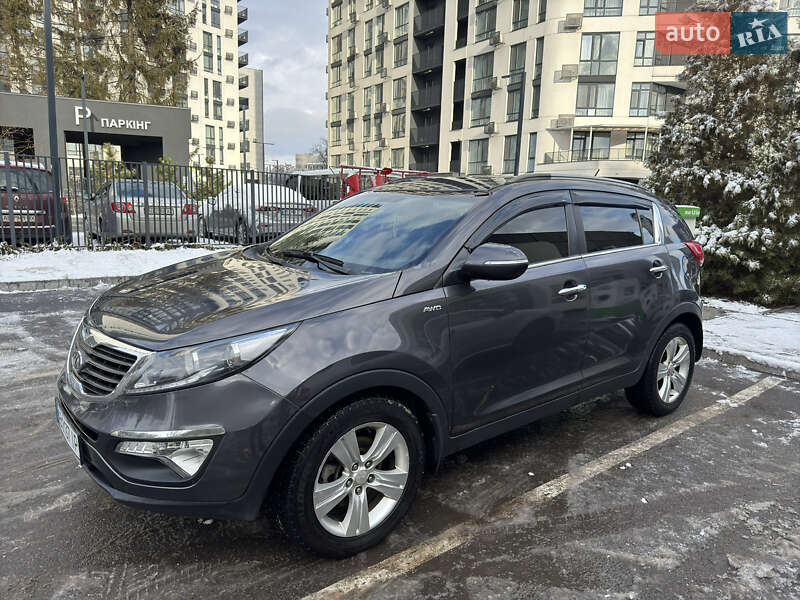 Позашляховик / Кросовер Kia Sportage 2012 в Вінниці