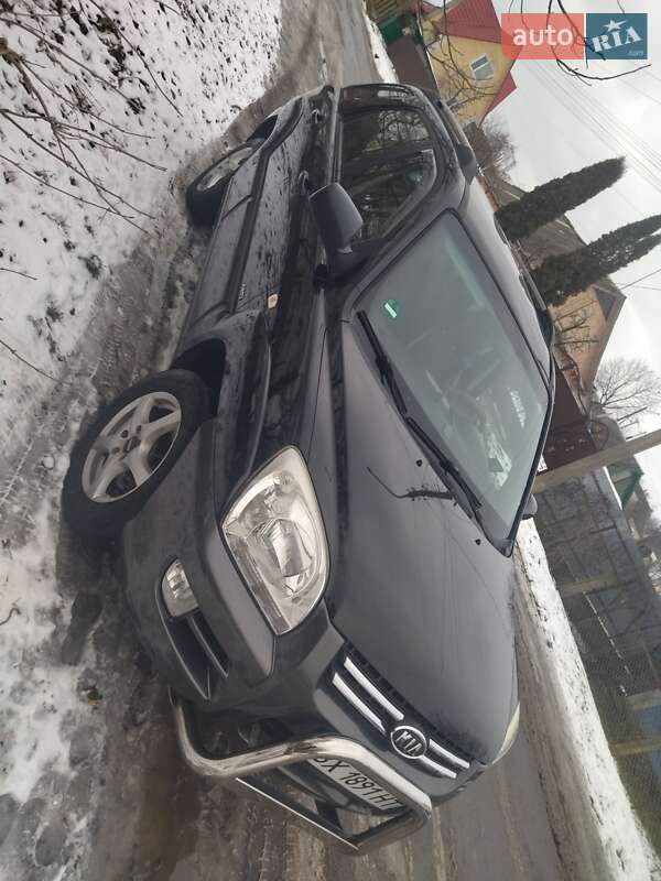 Внедорожник / Кроссовер Kia Sportage 2006 в Староконстантинове