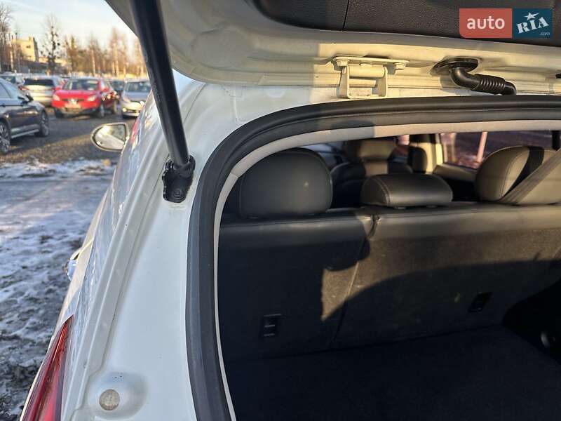 Внедорожник / Кроссовер Kia Sportage 2015 в Луцке