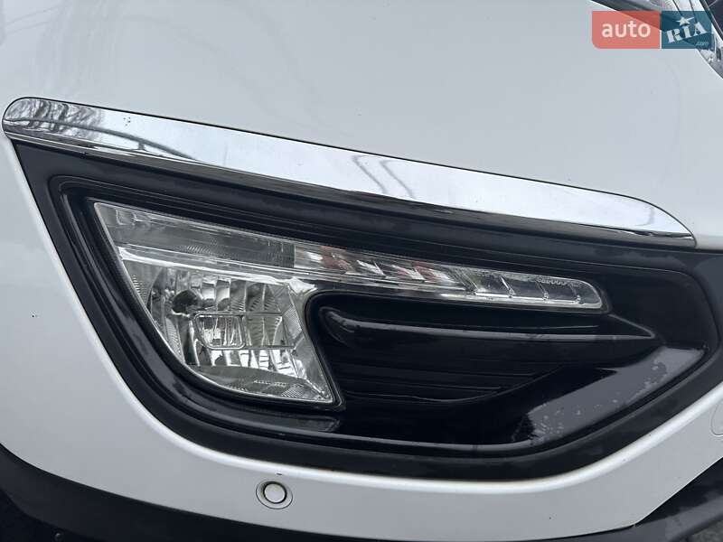 Внедорожник / Кроссовер Kia Sportage 2015 в Луцке