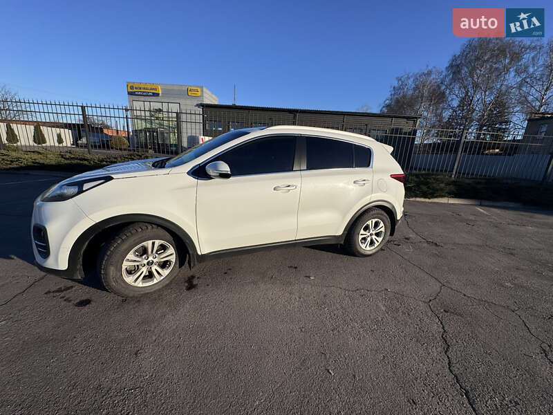 Внедорожник / Кроссовер Kia Sportage 2017 в Сумах