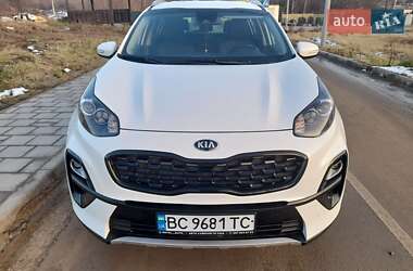 Позашляховик / Кросовер Kia Sportage 2017 в Львові