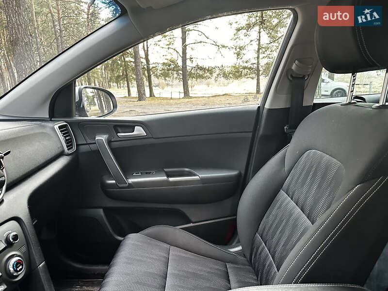 Внедорожник / Кроссовер Kia Sportage 2021 в Ужгороде