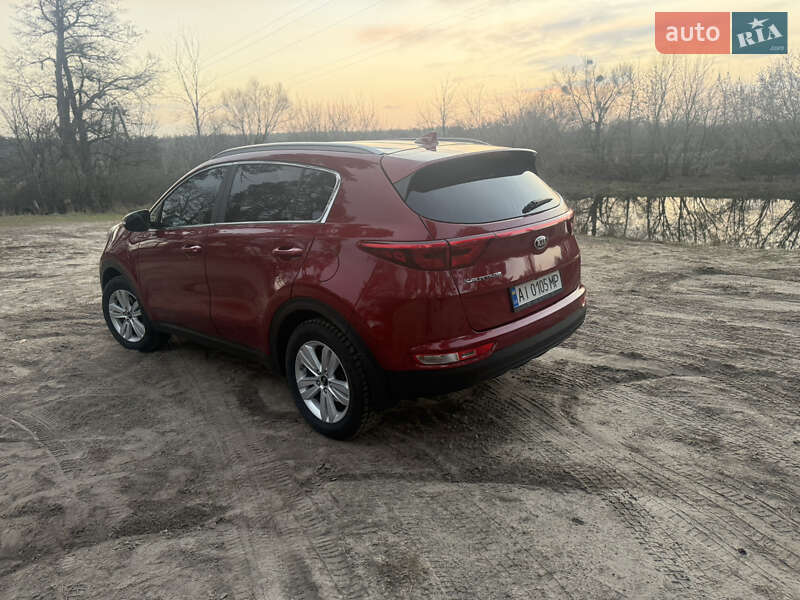 Внедорожник / Кроссовер Kia Sportage 2017 в Вишневом фото 2 Внедорожник / Кроссовер Kia Sportage 2017 в Вишневом