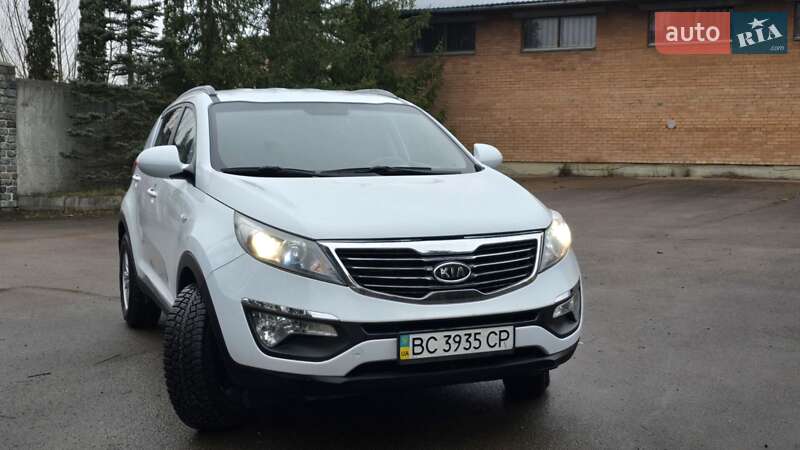 Позашляховик / Кросовер Kia Sportage 2012 в Трускавці