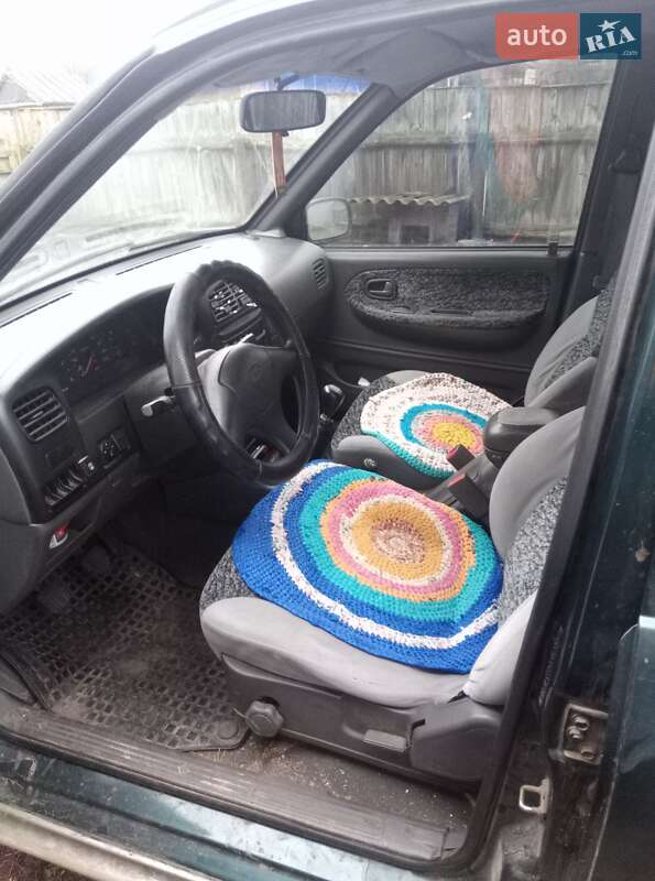 Внедорожник / Кроссовер Kia Sportage 1999 в Макарове