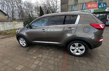 Внедорожник / Кроссовер Kia Sportage 2012 в 