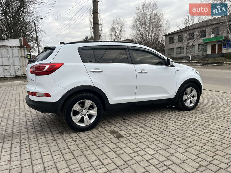 Позашляховик / Кросовер Kia Sportage 2012 в Єланці