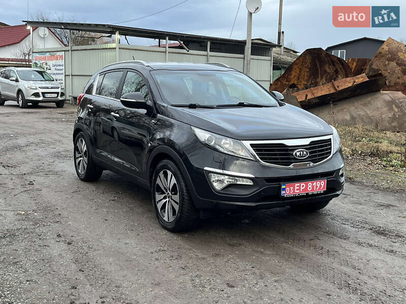 Внедорожник / Кроссовер Kia Sportage 2012 в Староконстантинове