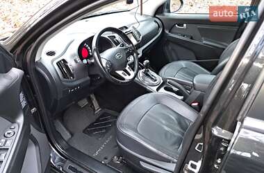 Позашляховик / Кросовер Kia Sportage 2012 в 