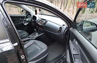 Позашляховик / Кросовер Kia Sportage 2012 в 